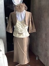mother of bride 3 piece outfit made by Linea Raffaelli and matching fascinator