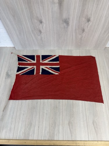 Ww2 period red ensign union - red,
