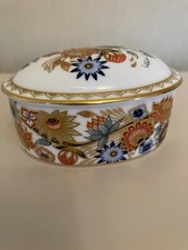 Royal Crown Derby trinket box