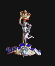Vintage 9ct Gold Royal Corps