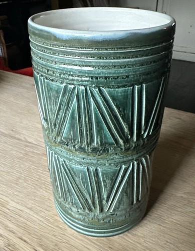 Vintage poole pottery - pottery, 9”