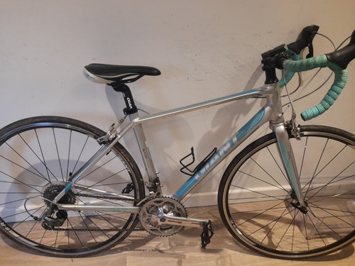 Womens giant road bike - road,