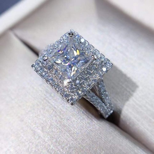 Tcw princess moissanite - princess,