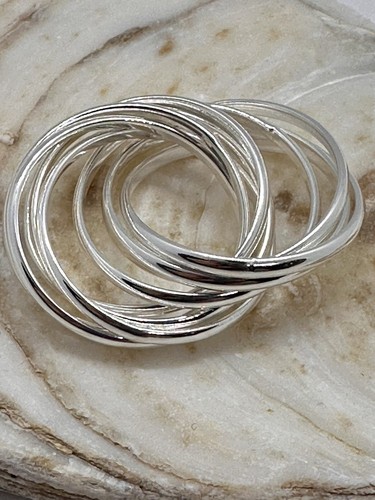 Quirky sliver colour - quirky,