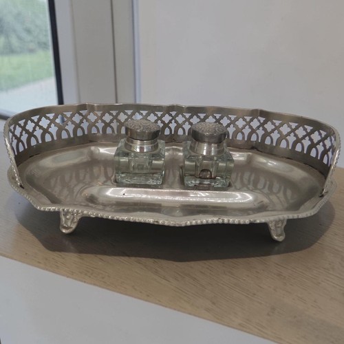 Silver tone metal footed - footed, desk
