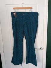 Run & Fly Blue Paisley Vintage