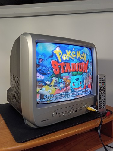 Sylvania crt tv - 13",