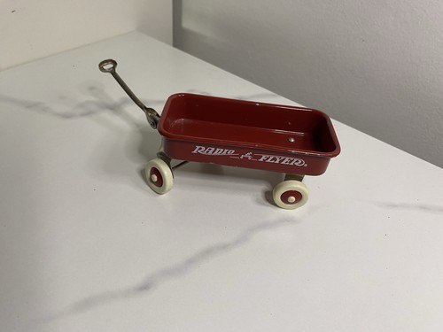 Radio flyer vintage red - radio,