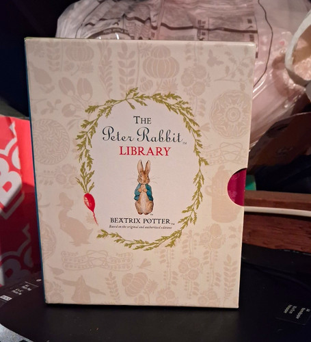 The peter rabbit - the, library