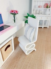 Dolls House Modern Wiggle Chair, Funky Coloured Kitchen or Desk Gehry Chair 