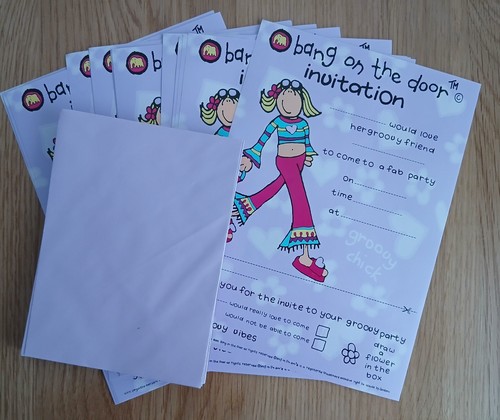 Bang the door groovy chick - bang, on