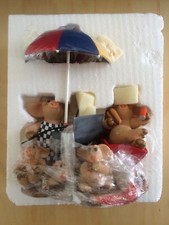 PIGGIN BBQ PIGIN BBQS BARBEQUE