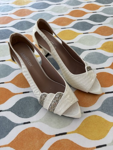 Shein cream shoes new size - cream,