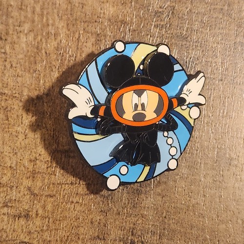 Rare 2001 mickey - rare,