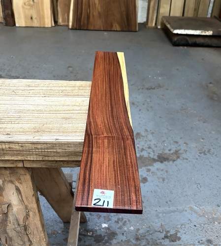 Bolivian rosewood guitar - bolivian,
