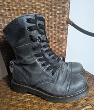 Dr. Martens Triumph Aimilita