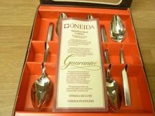 NICE BOXED SET OF 6 ONEIDA