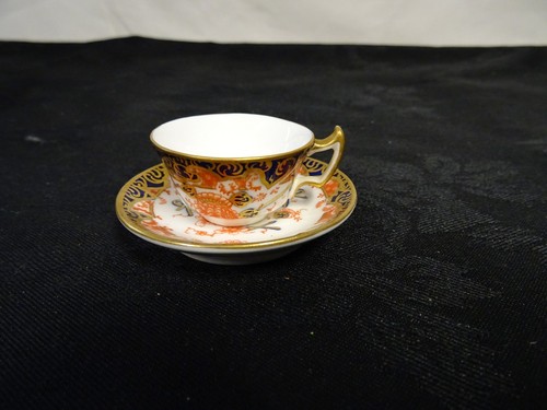 Royal crown derby - royal, imari