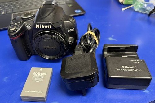 Nikon d3000 mp digital - 10.2,
