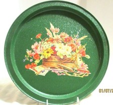 VINTAGE ROUND GREEN METAL TRAY