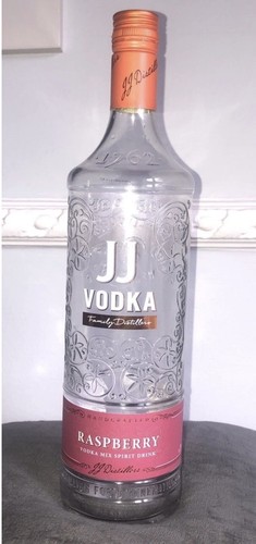 Empty vodka bottles 1l - jj,