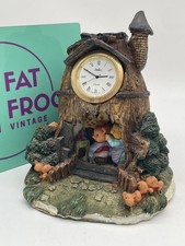 Vintage Treehouse kitsch bears