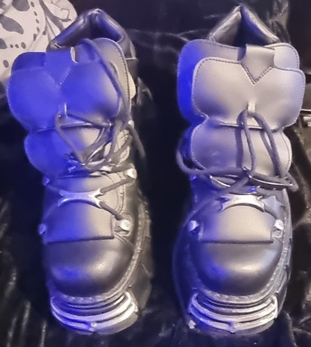 New rock 106 shoes size - rock, m-106