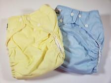 2 Fuzzi Bunz Cloth Diapers