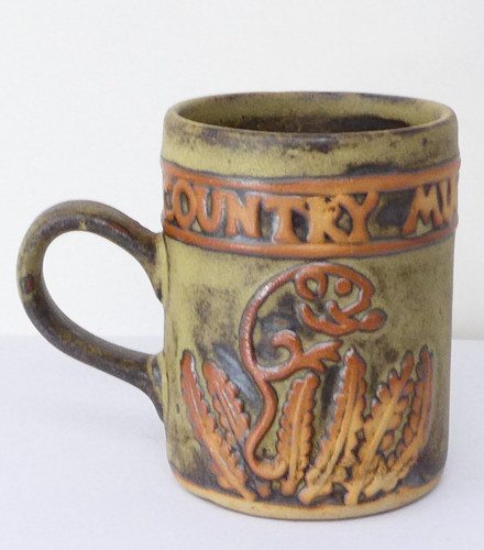 Stylised mouse tremar pottery - stylised,