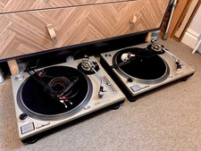 Technics SL-1200 MK2 Quartz