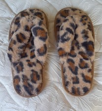 Ladies leopard fur toe post slippers size 8 - 9/42-43