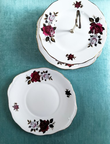 Colclough amoretta tier cake - amoretta,