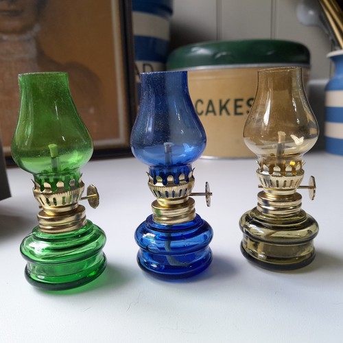 Assorted styles miniature - styles,