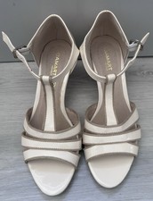 Damart Chic Cream Patent T-Bar