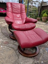 1 Ekornes Stressless Recliner