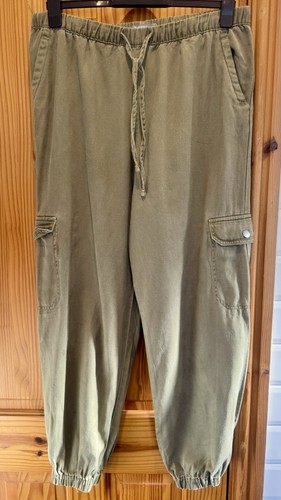 Nutmeg khaki cuffed cargo - khaki,