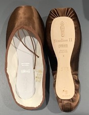Freed Studio II Ballet Pointe Shoes Size 5 EE- Brown