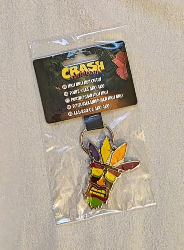 Official crash bandicoot aku - bandicoot,