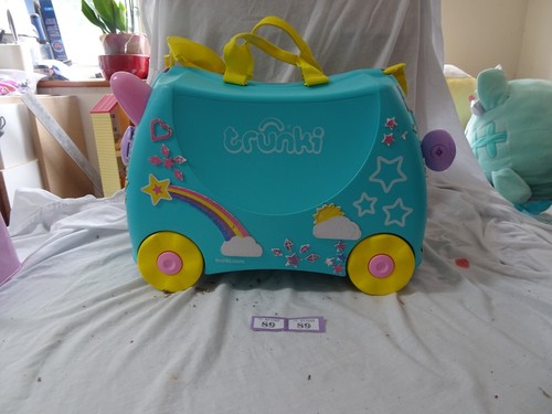 Una the unicorn - the,