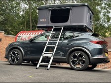Tent Box Classic Black Roof Tent only used twice 