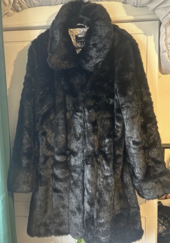 Dennis basso faux fur black