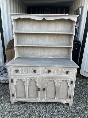 Antique ornate welsh dresser - ornate,