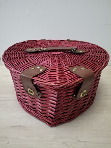 Wicker basket refillable empty - basket,
