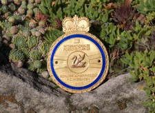 VINTAGE ENAMEL AUTOMOBILE CAR