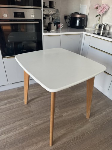 Made com modern white - made, /