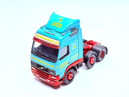 Corgi volvo tractor unit - tractor,