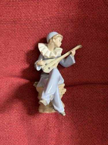 Strumming figure 1078 - strumming,