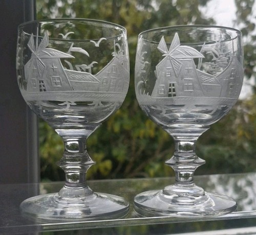 Pair antique style - antique,