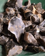 1kg rare black flint - 🪨,