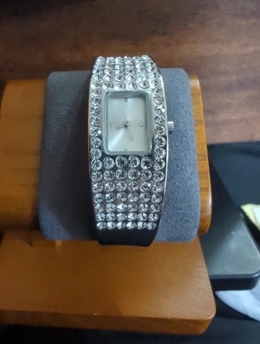 Avon dazzling bangle watch - dazzling,